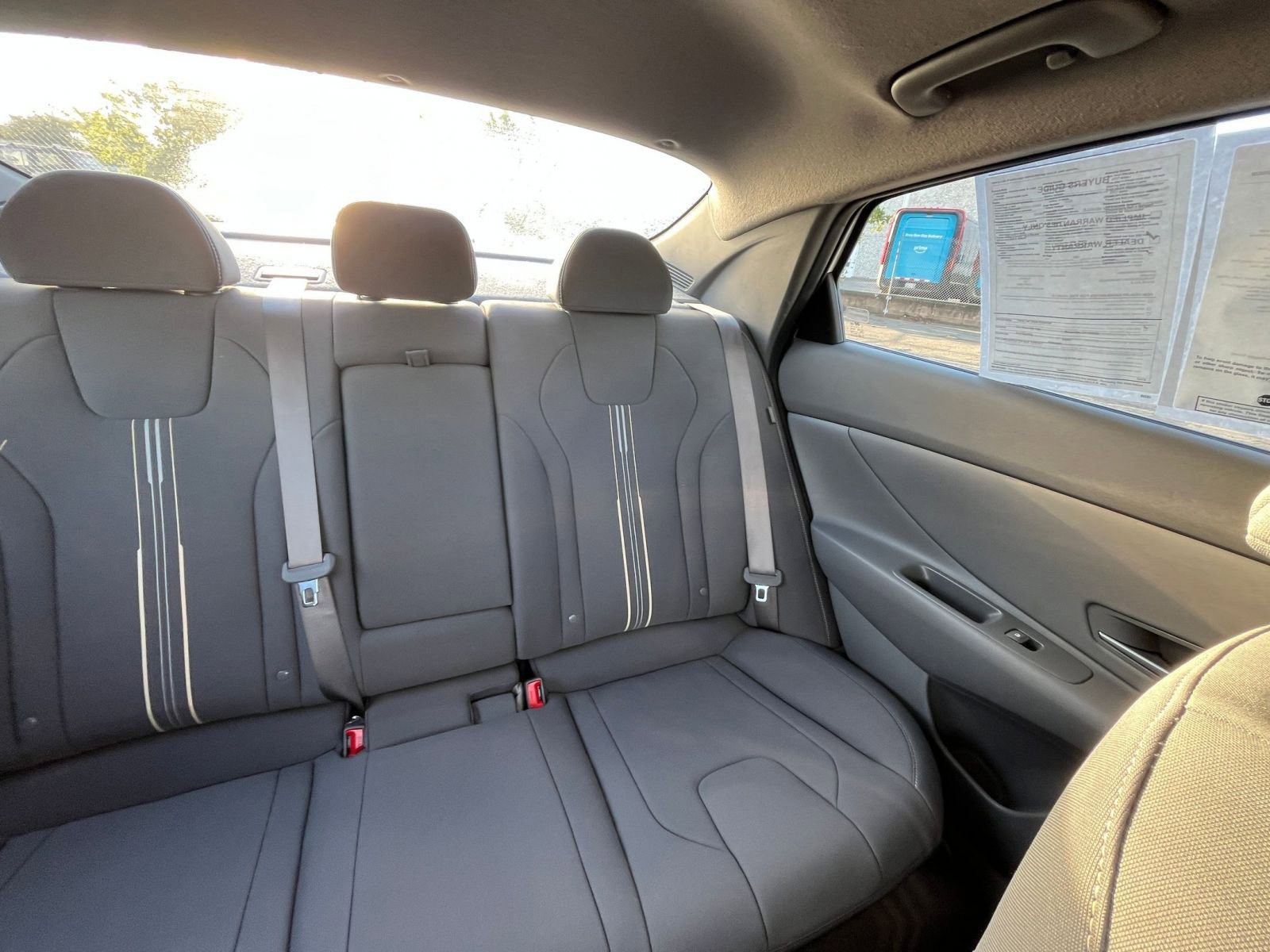 Used 2025 Hyundai Elantra SEL FWD image 38