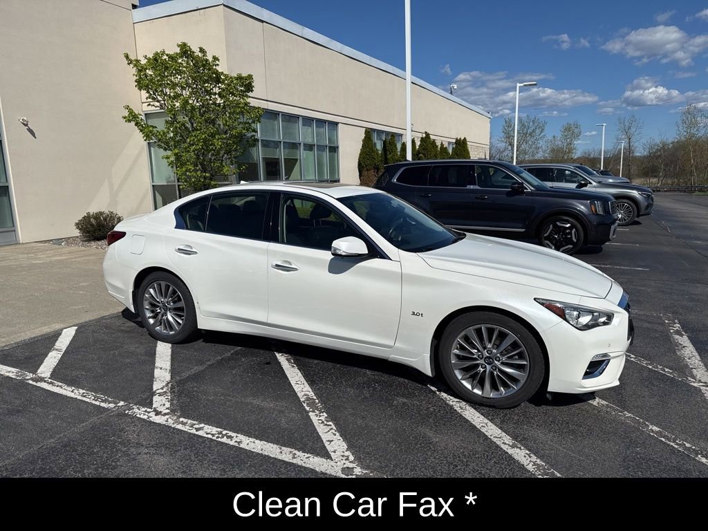 Used 2018 INFINITI Q50 Luxe w/ Essential Package (3.0T Luxe) AWD/4WD image 3