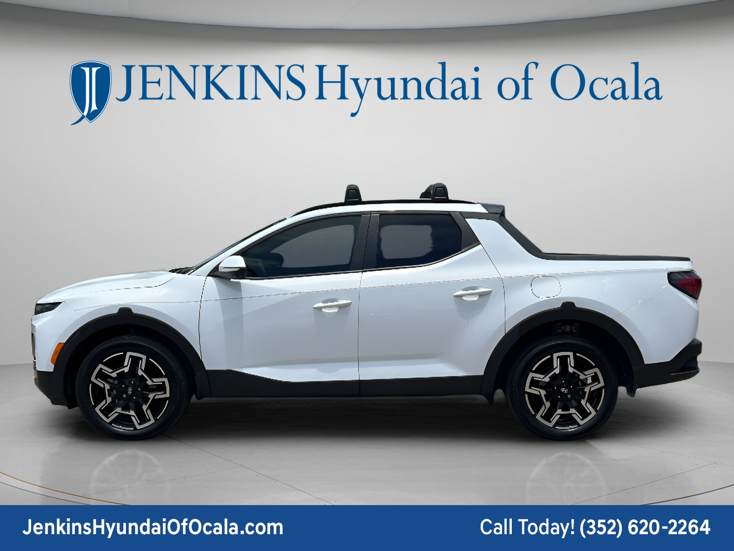 Certified 2025 Hyundai Santa Cruz Limited AWD/4WD image 6