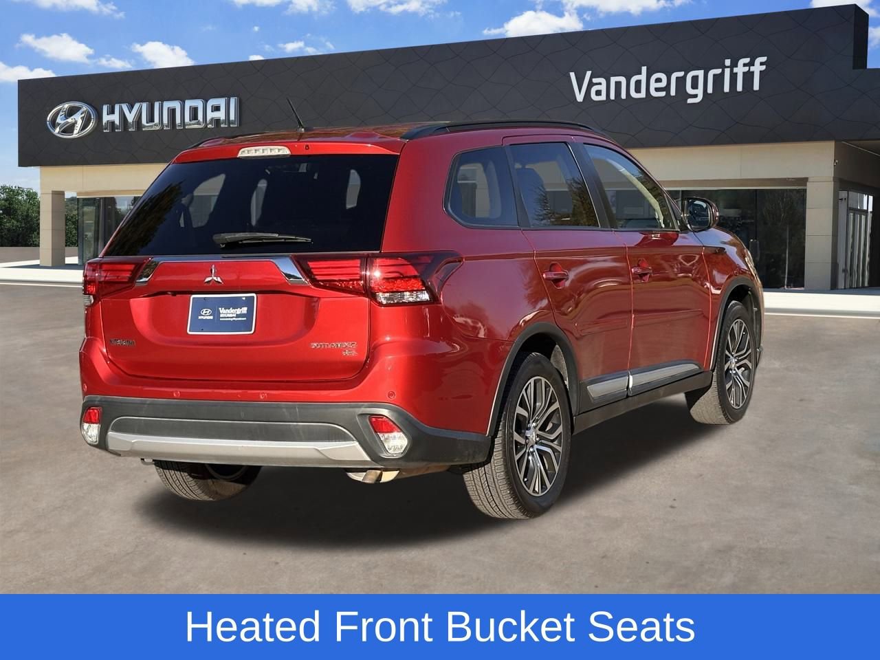 Used 2016 Mitsubishi Outlander SEL image 11