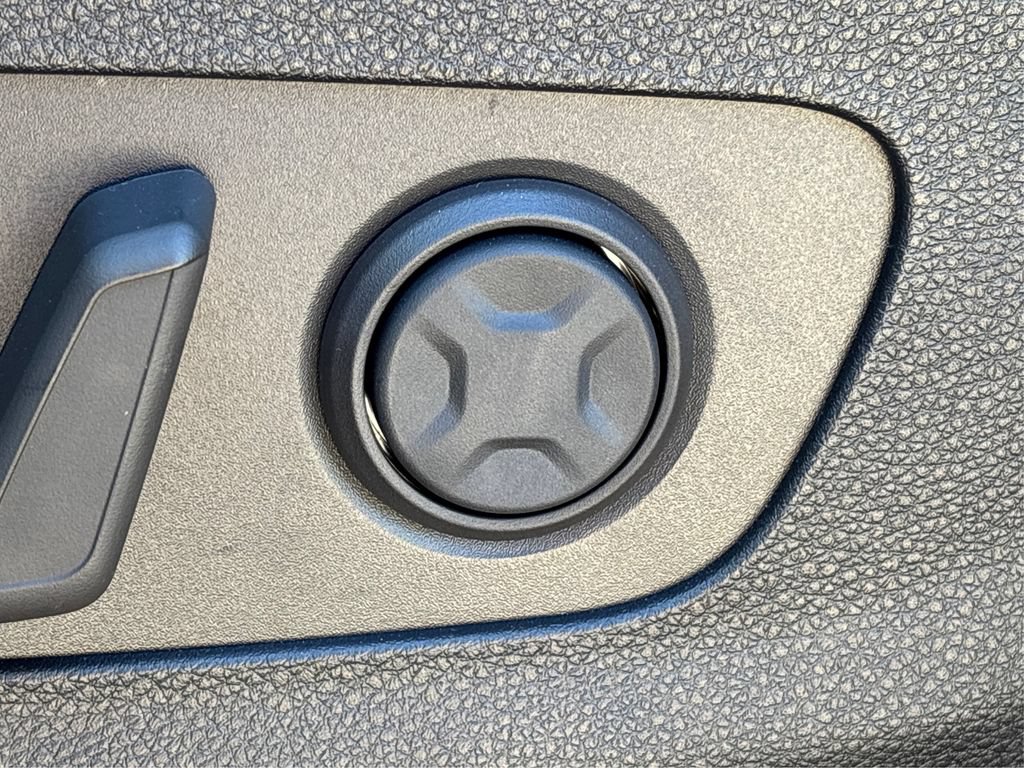 New 2025 Kia Carnival SX Prestige FWD image 16