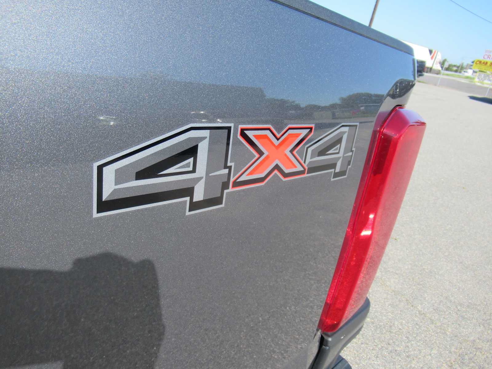 Used 2024 Ford F250 XL w/ XL Off-Road Package AWD/4WD image 19