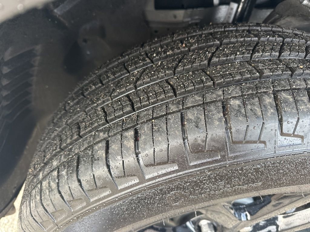 New 2026 Jeep Grand Cherokee Laredo image 32