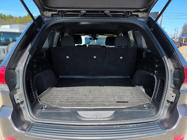 Used 2020 Jeep Grand Cherokee Laredo image 28