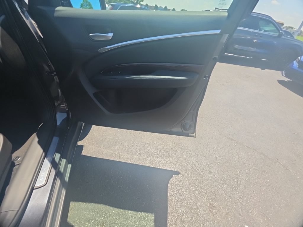 Used 2016 Acura MDX SH-AWD image 33