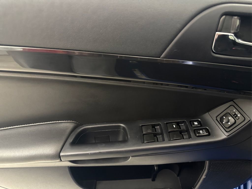 Used 2016 Mitsubishi Lancer ES image 36