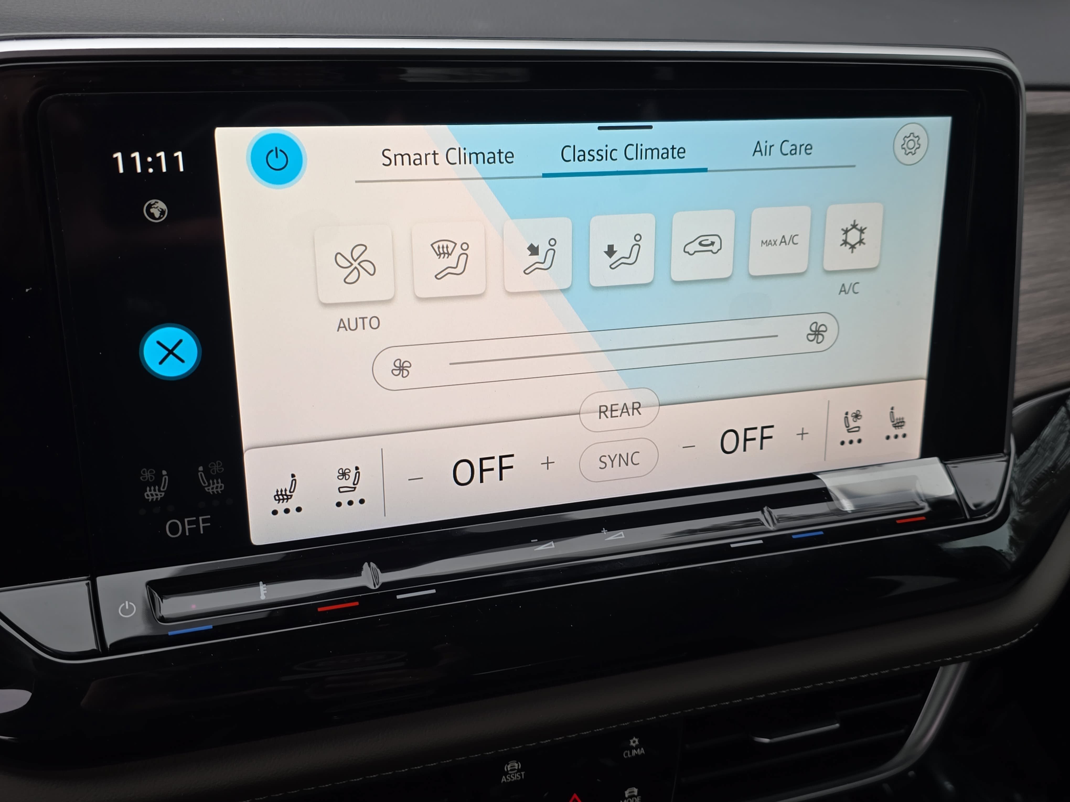 New 2026 Volkswagen Atlas SEL AWD/4WD image 25
