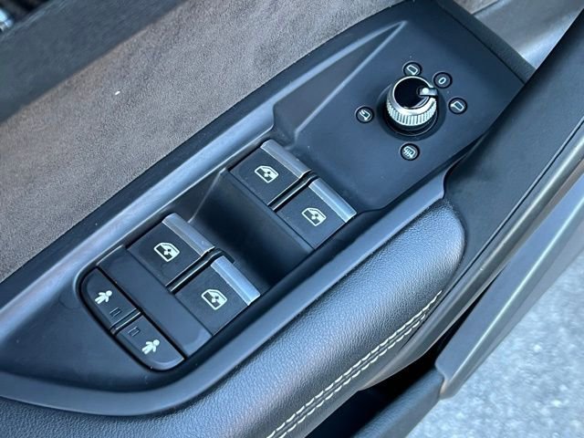 Used 2019 Audi SQ5 Premium Plus w/ Premium Plus Package image 12