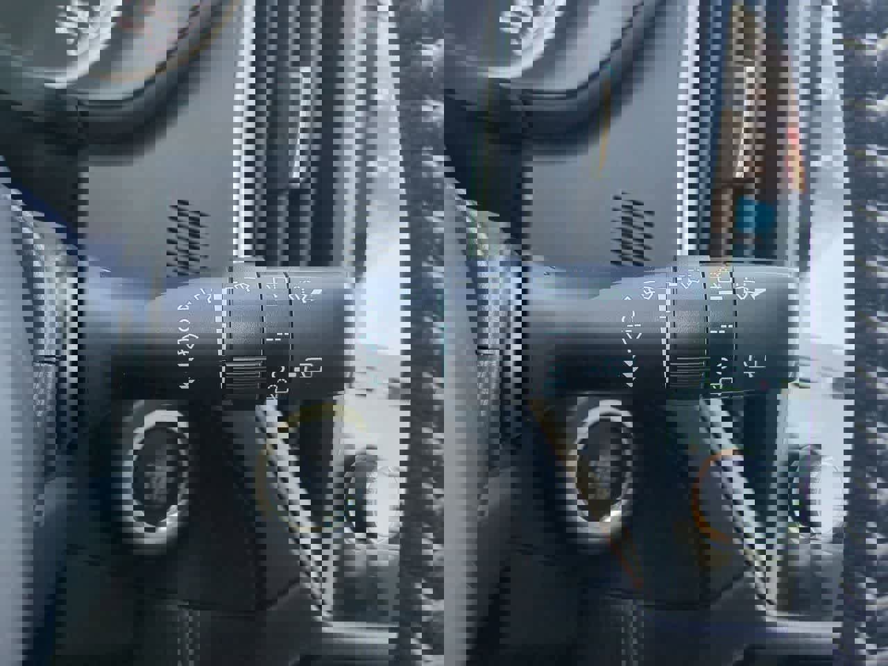 Used 2022 Subaru Forester Limited image 26