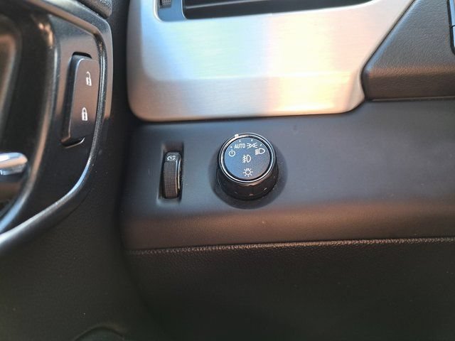 Used 2016 GMC Yukon XL SLT RWD image 23