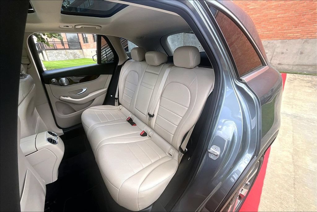Used 2017 Mercedes-Benz GLC 300 image 35