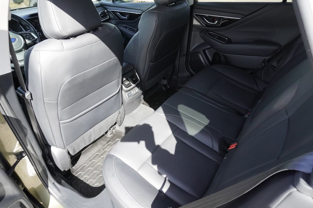 Used 2022 Subaru Outback Limited image 29