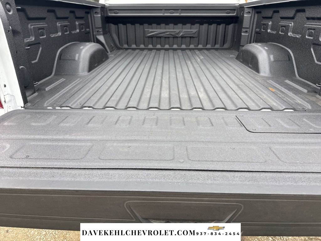Used 2024 Chevrolet Silverado 2500 ZR2 w/ Technology Package image 32