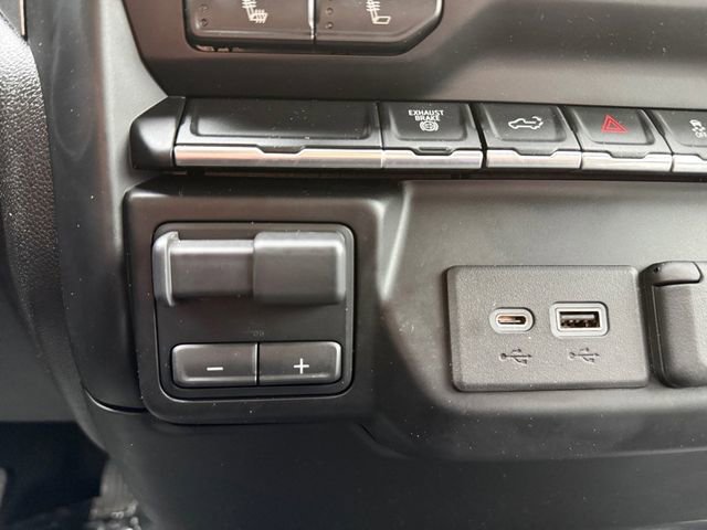 Used 2023 Chevrolet Silverado 2500 LT w/ Convenience Package image 5