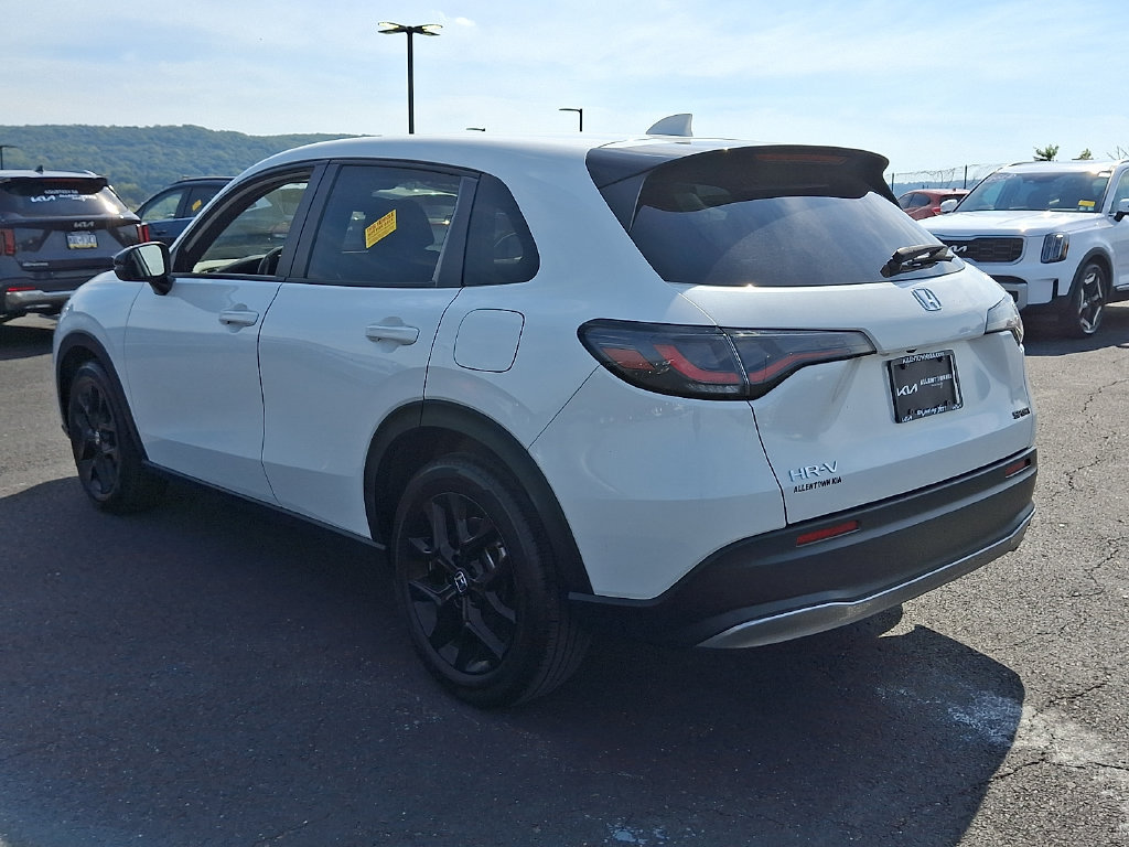 Used 2024 Honda HR-V Sport image 4