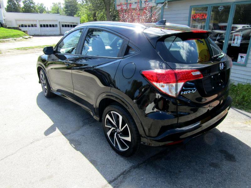 Used 2019 Honda HR-V Sport image 4