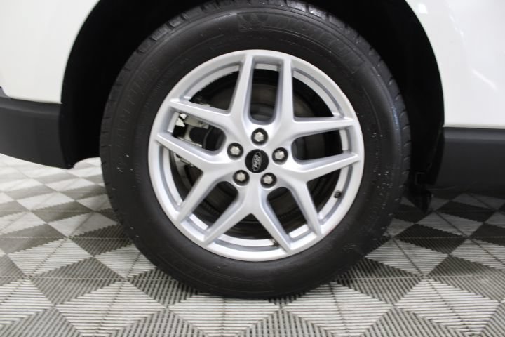 Used 2024 Ford Edge SEL w/ Cargo Accessory Package AWD/4WD image 46