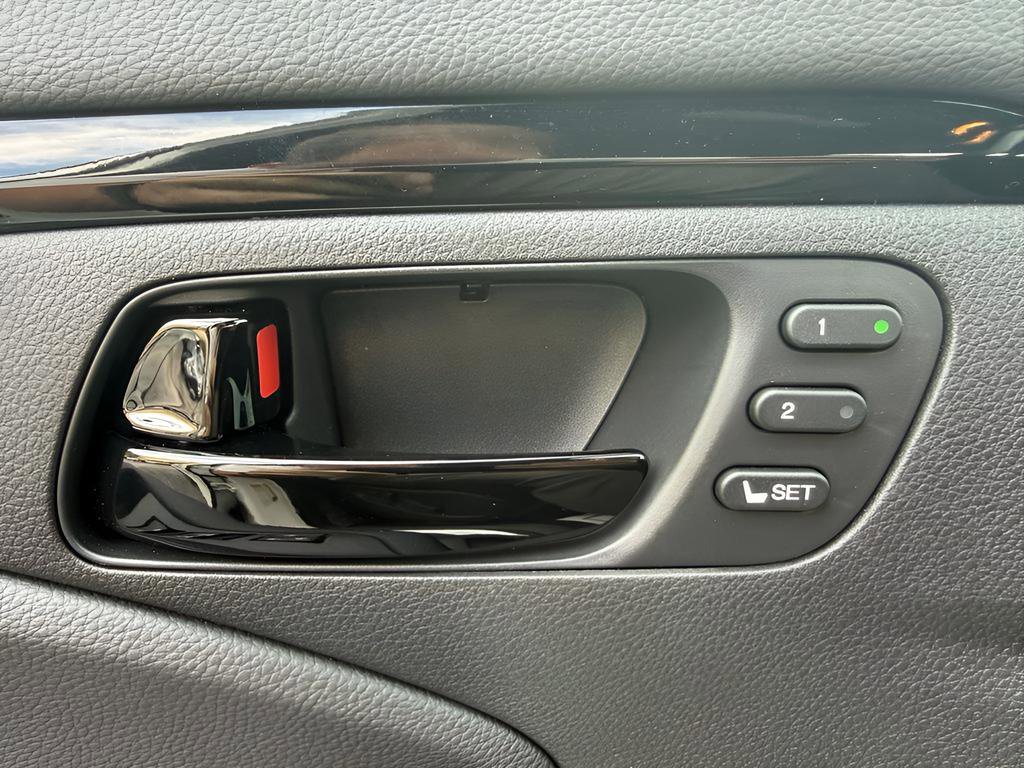 Certified 2024 Honda Passport Black Edition image 25