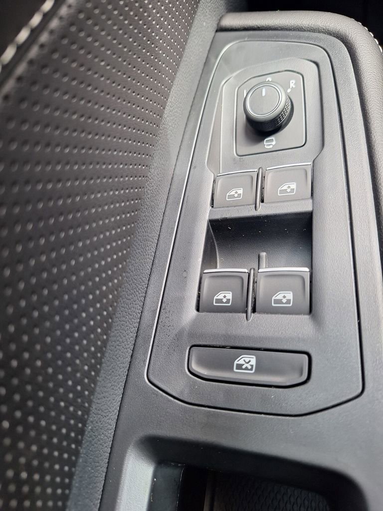 New 2026 Volkswagen Atlas SEL Premium R-Line image 20