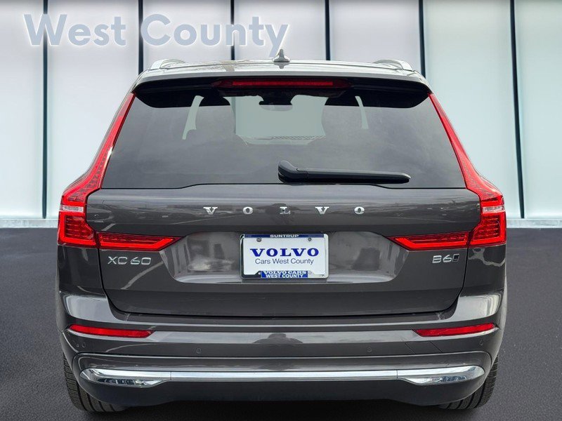 Certified 2023 Volvo XC60 B6 Ultimate w/ Climate Package image 6