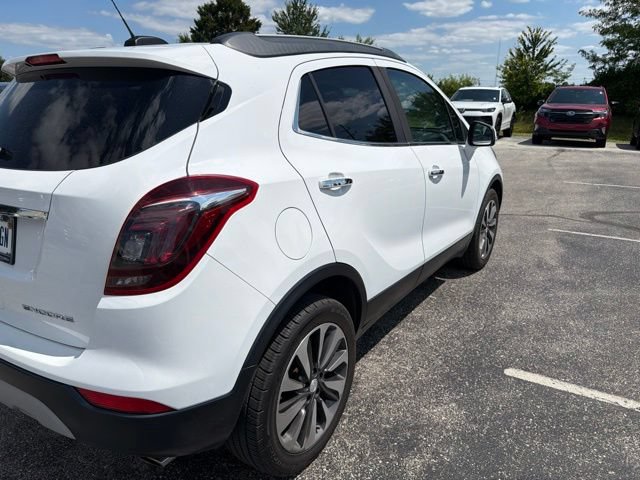 Used 2017 Buick Encore Essence FWD image 5