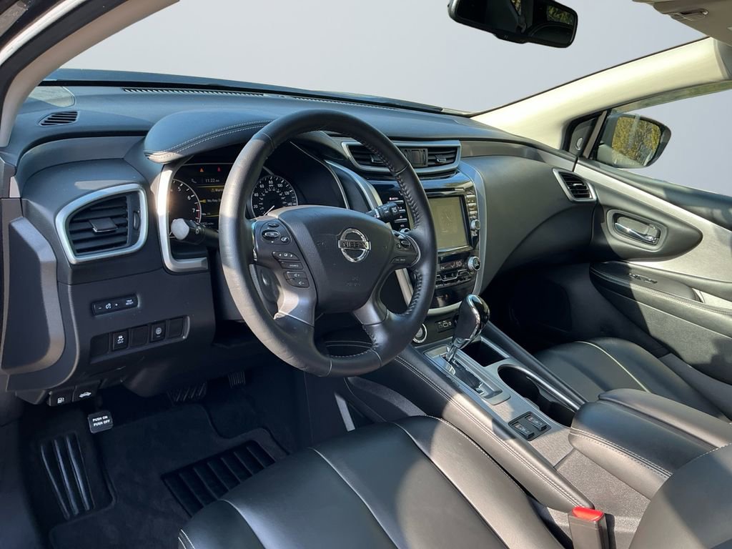Used 2022 Nissan Murano SV w/ SV Midnight Edition Package image 11
