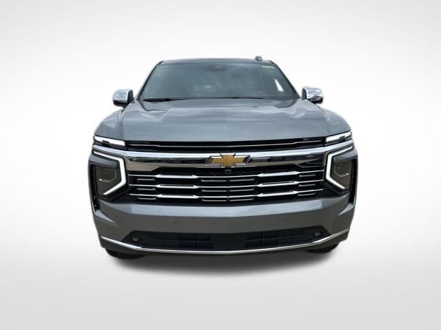 New 2026 Chevrolet Suburban Premier w/ Sun And Tow Package AWD/4WD image 8