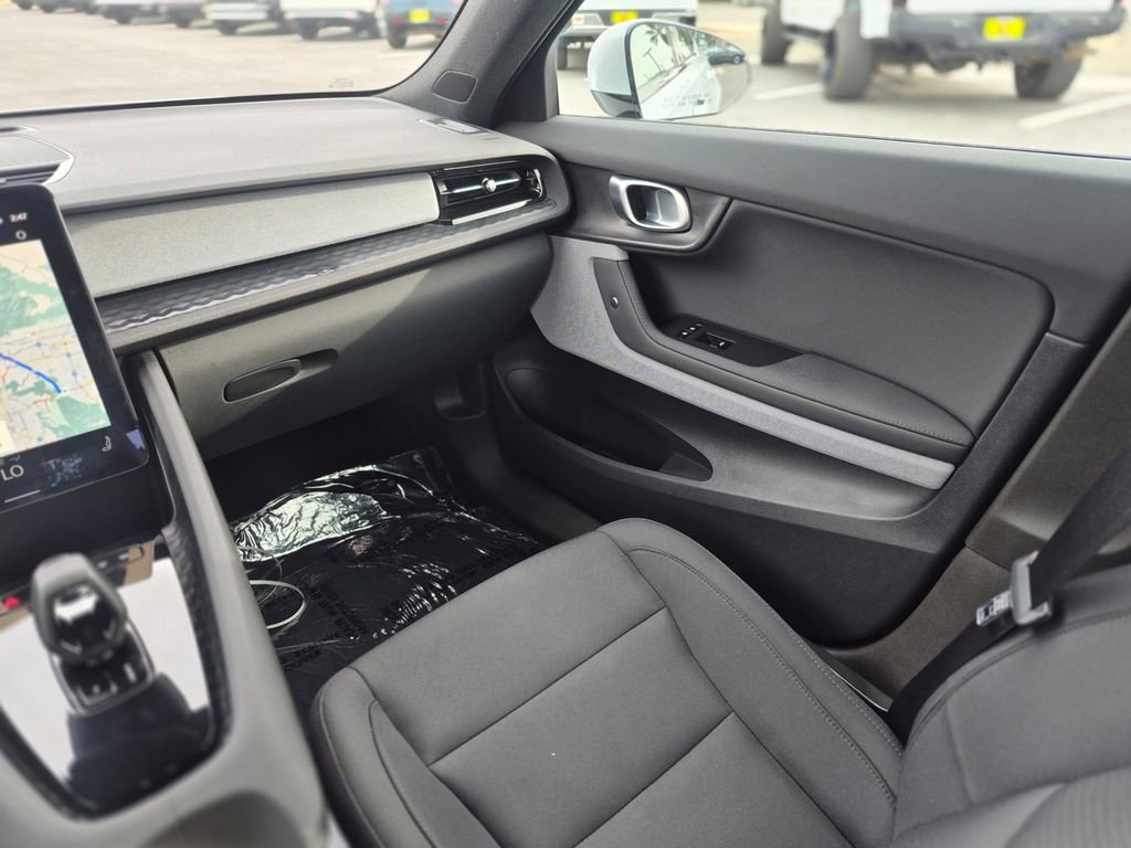 Used 2023 Polestar Polestar 2 image 25