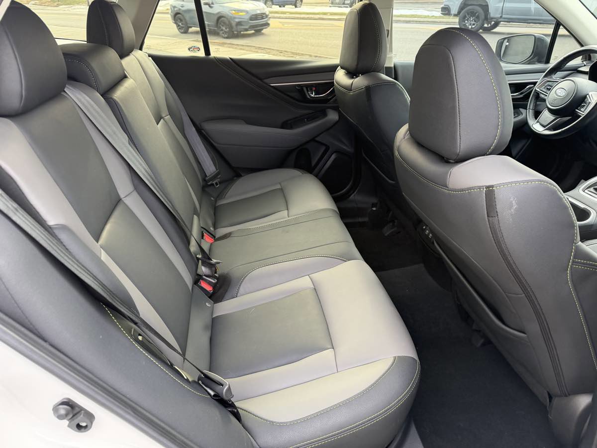 Used 2020 Subaru Outback Onyx Edition XT w/ Popular Package #2 image 16