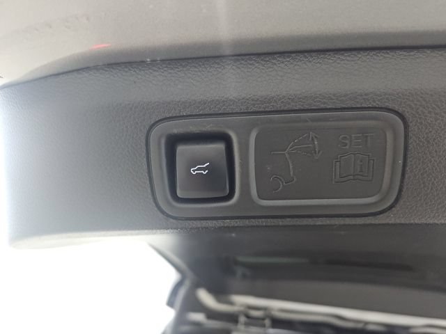 Used 2024 Ford Expedition Limited AWD/4WD image 21
