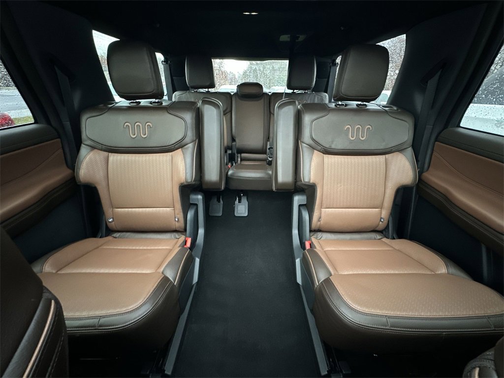 Used 2025 Ford Expedition Max King Ranch image 23