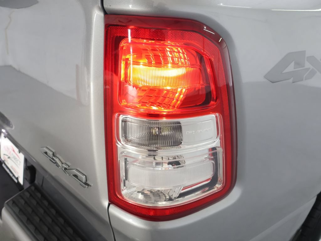 Used 2019 RAM 1500 Big Horn AWD/4WD image 32