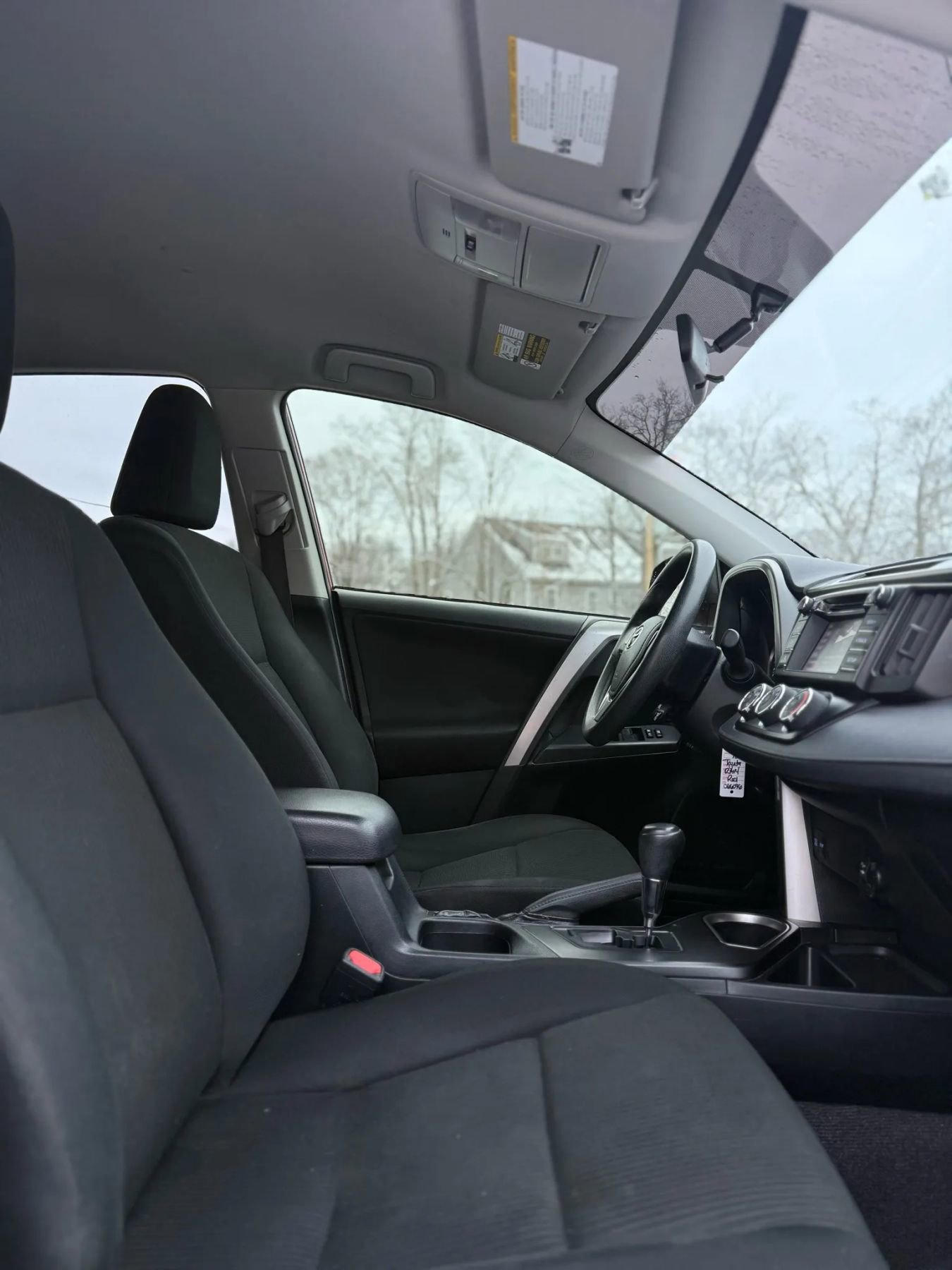 Used 2016 Toyota RAV4 LE image 16