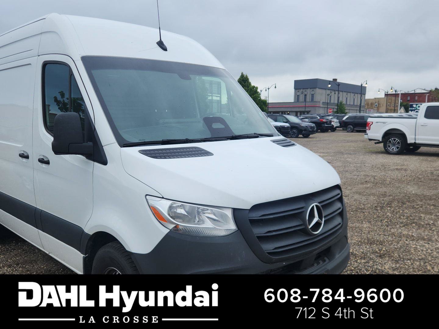 Used 2025 Mercedes-Benz Sprinter 2500 image 1