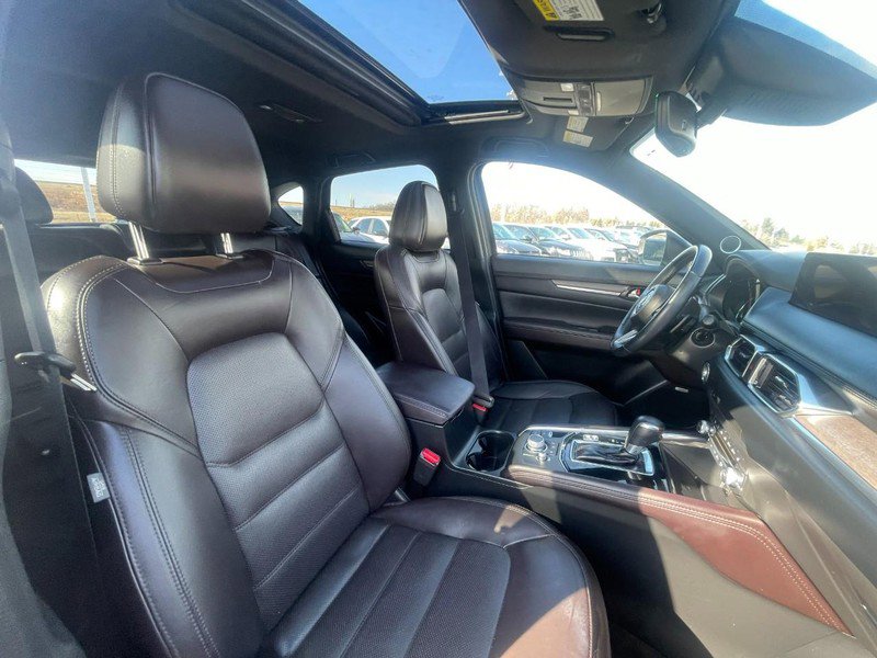 Used 2023 MAZDA CX-5 Signature image 11