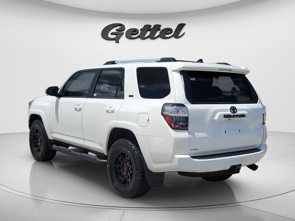 Certified 2023 Toyota 4Runner SR5 Premium w/ Moonroof Package AWD/4WD image 8