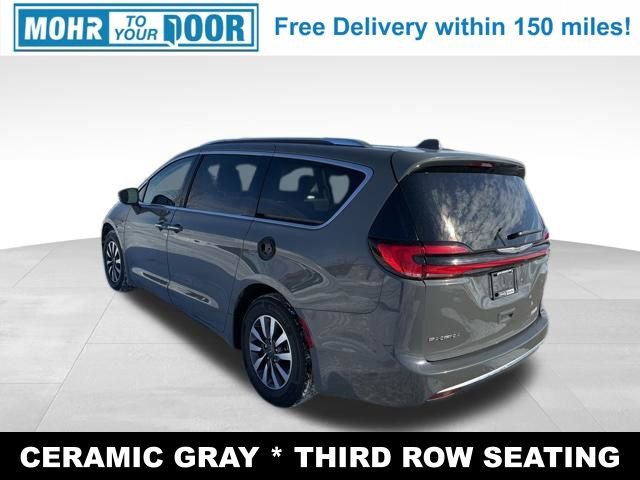 Used 2021 Chrysler Pacifica Touring-L video 3