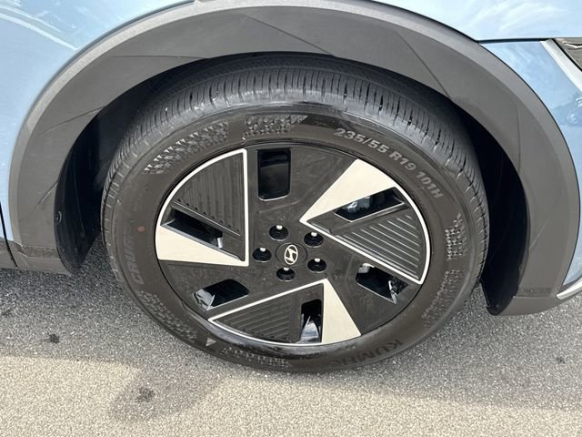 Certified 2026 Hyundai Ioniq 5 SE RWD image 12