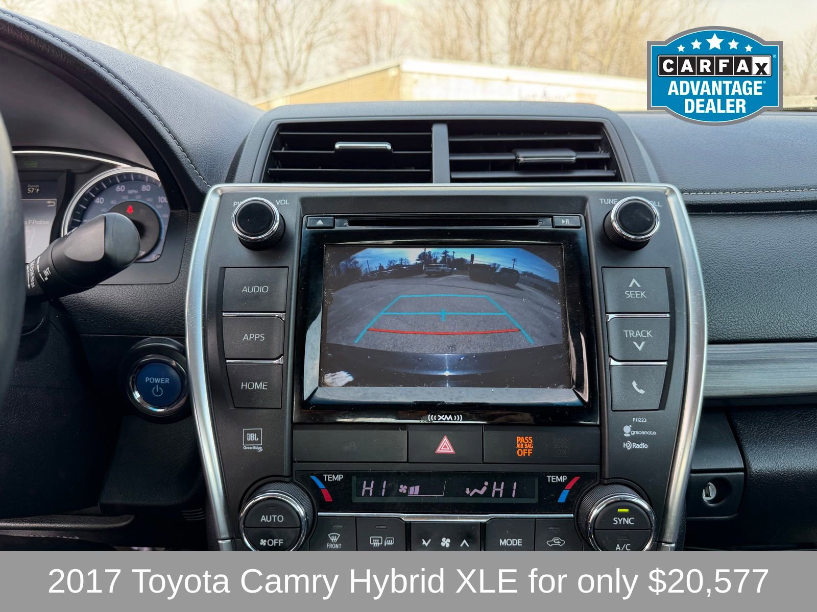 Used 2017 Toyota Camry XLE FWD image 16