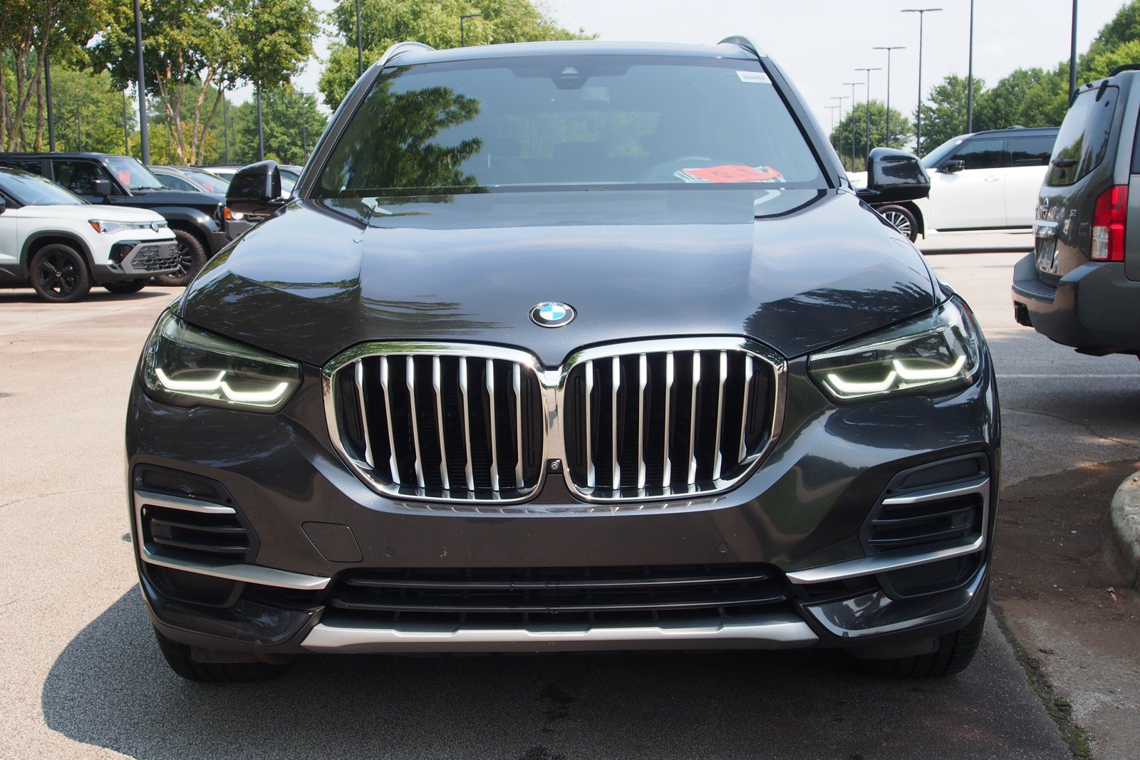 Used 2022 BMW X5 sDrive40i w/ Premium Package RWD image 2