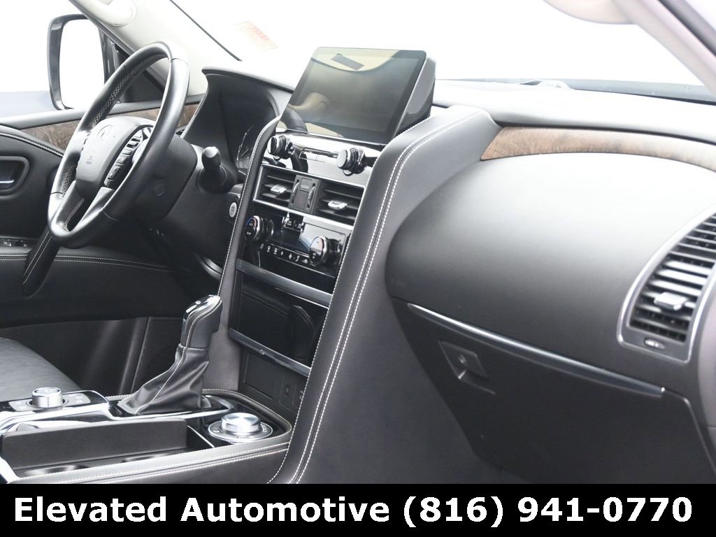 Used 2023 INFINITI QX80 Premium Select w/ All-Season Package image 6