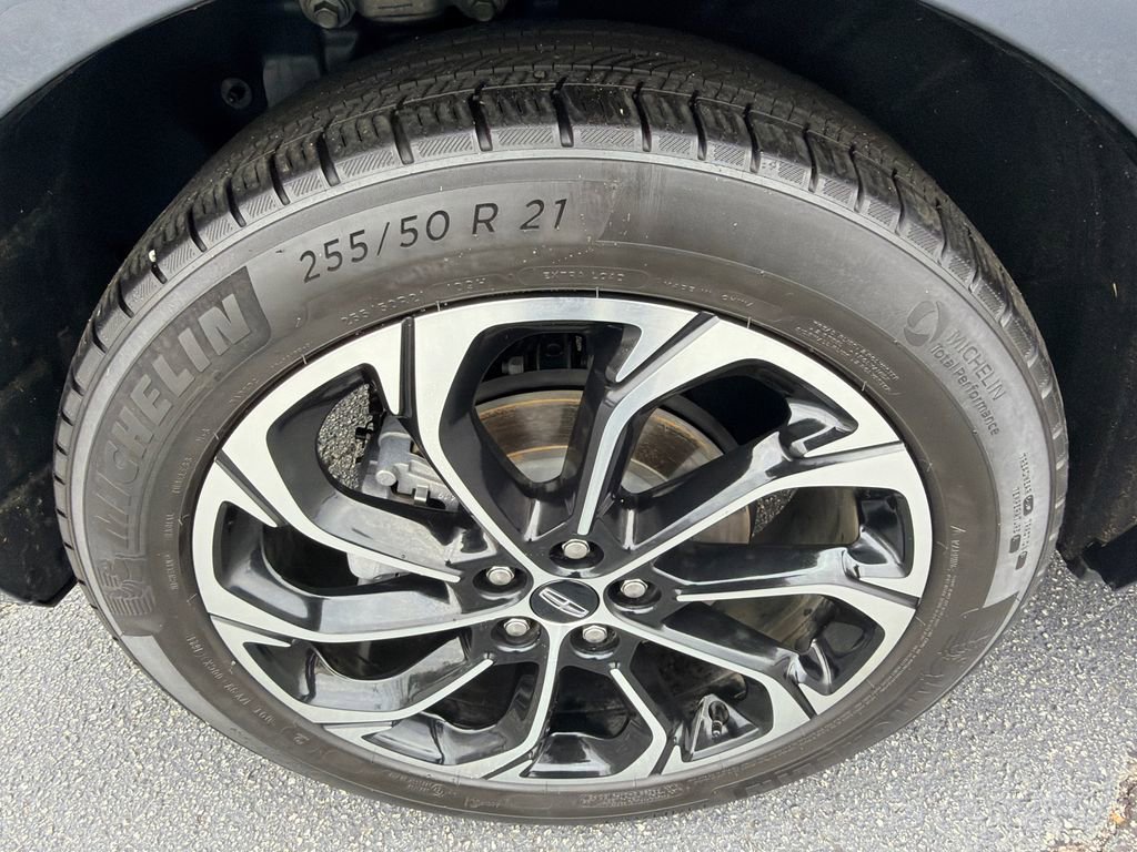 Used 2024 Lincoln Nautilus Reserve image 17