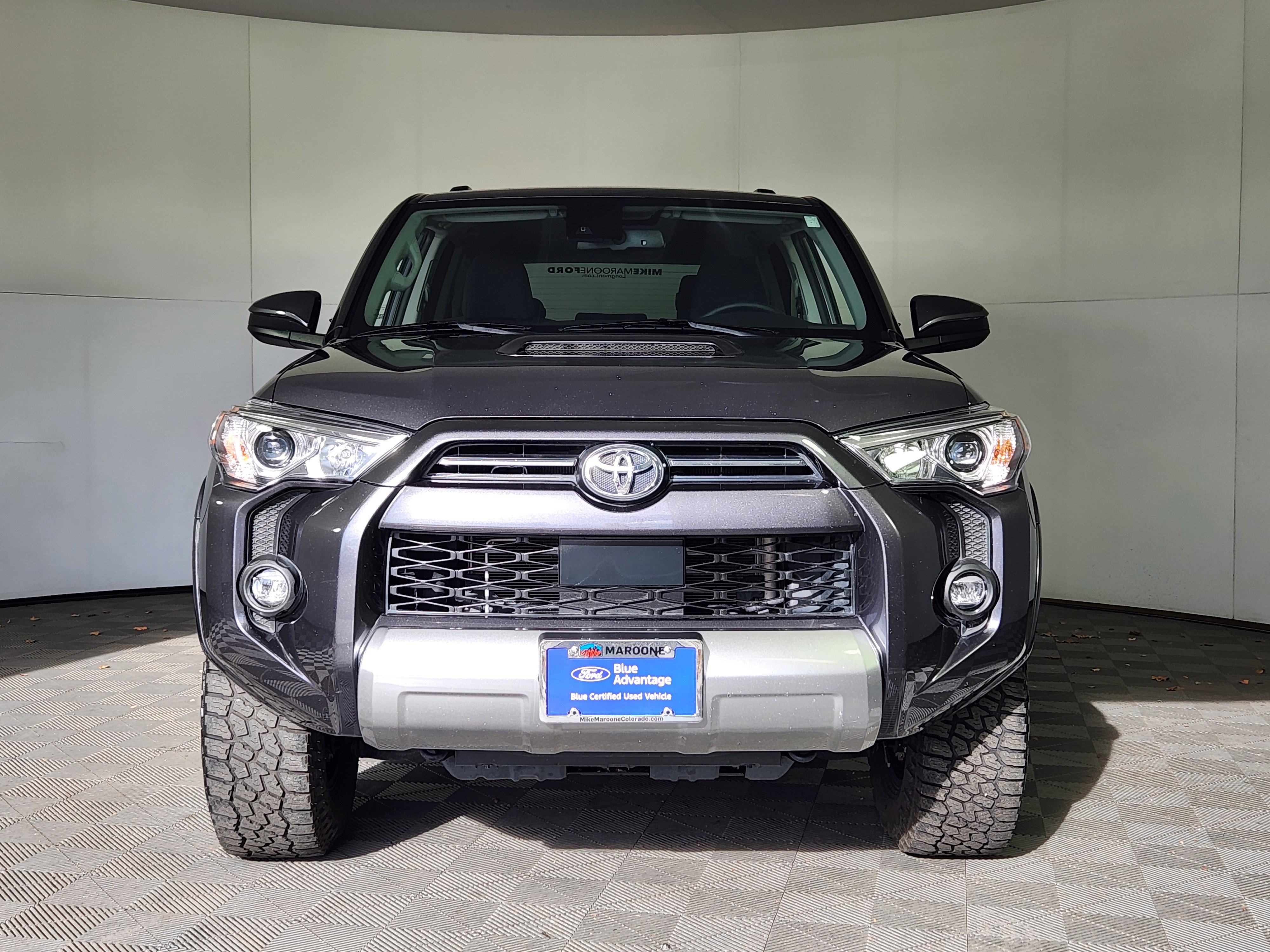 Used 2022 Toyota 4Runner TRD Off-Road image 2