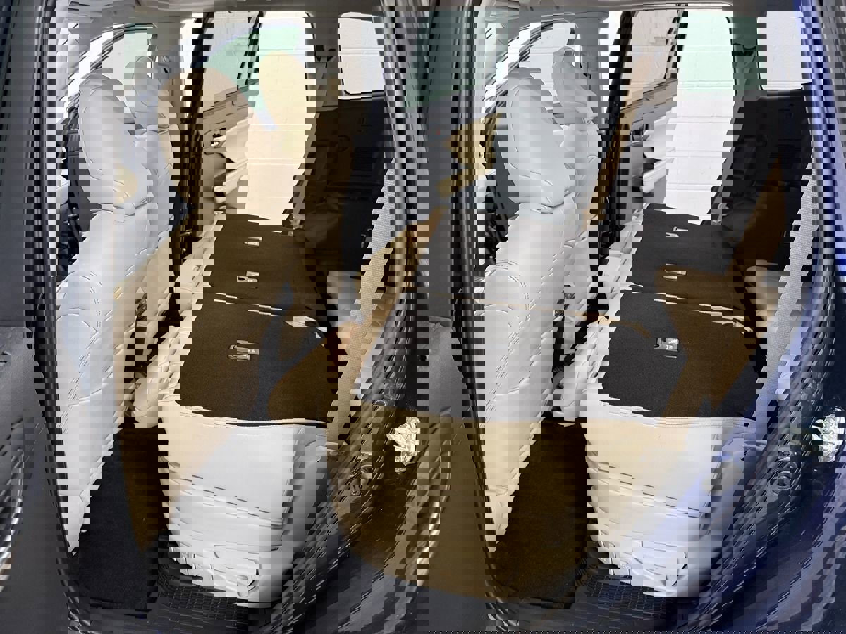 Used 2023 Toyota Highlander XLE image 14