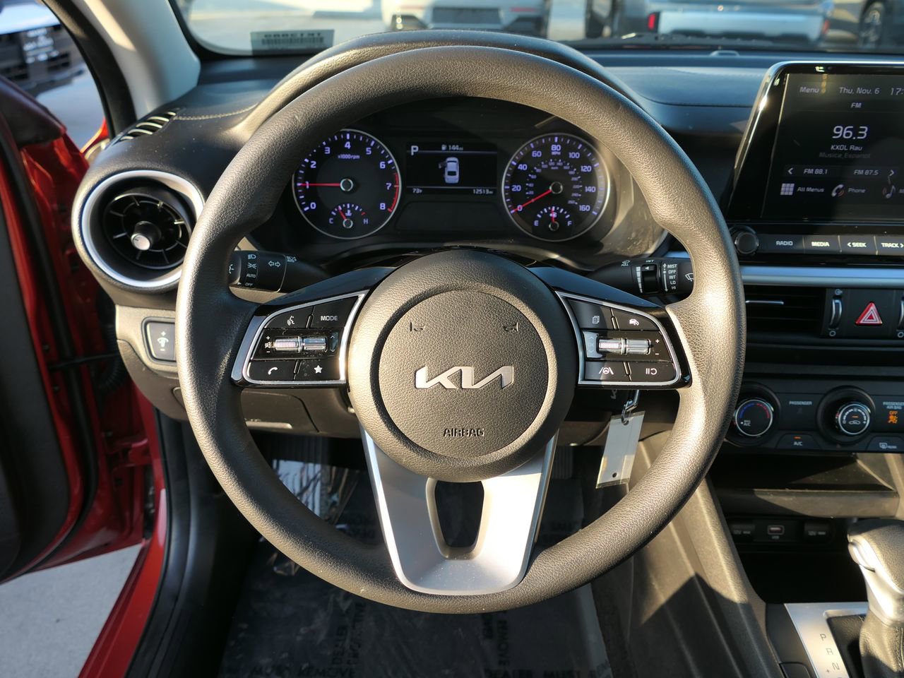 Used 2023 Kia Forte LXS w/ LXS Technology Package image 17