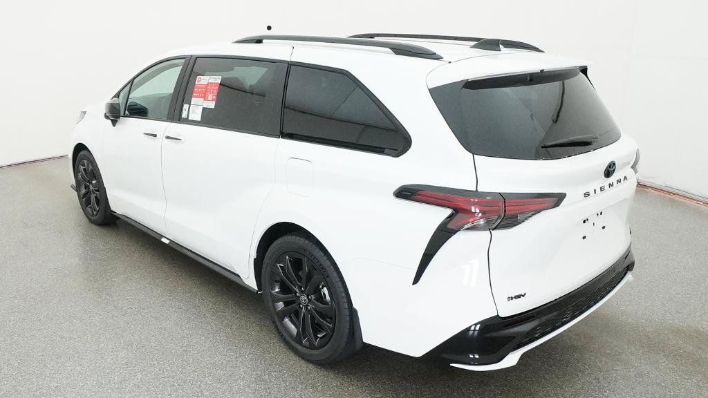 New 2026 Toyota Sienna XSE FWD image 8