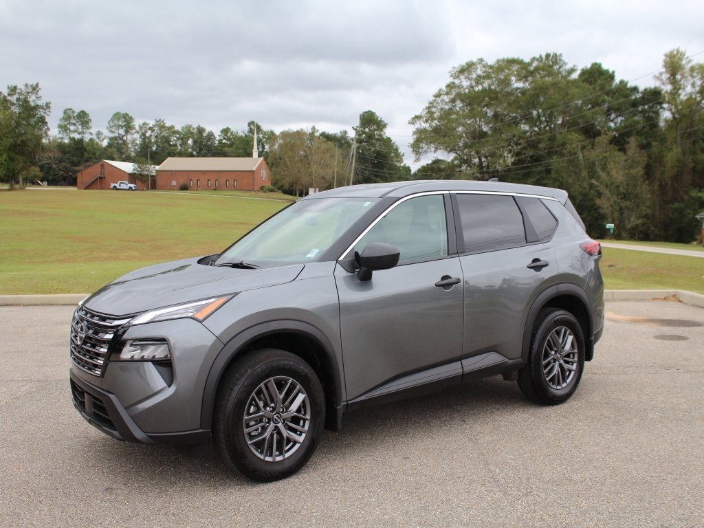Used 2025 Nissan Rogue S