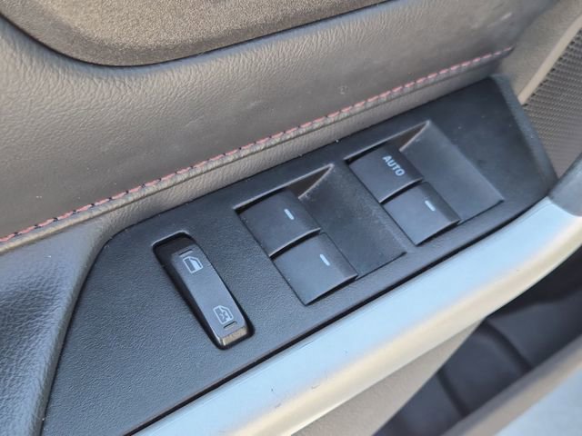 Used 2013 Ford Edge SEL image 22