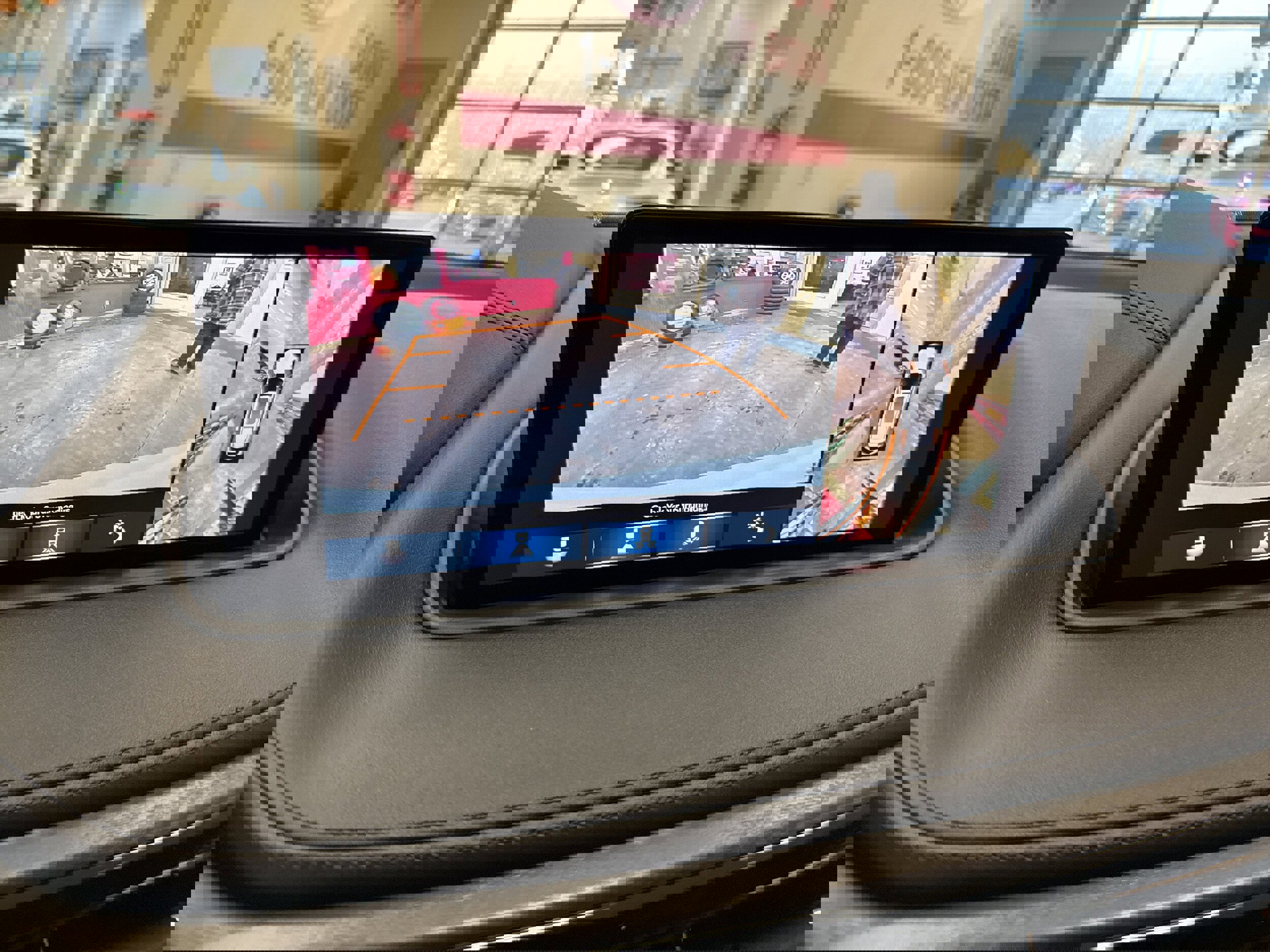 Used 2023 Acura MDX SH-AWD w/ Advance Package image 12