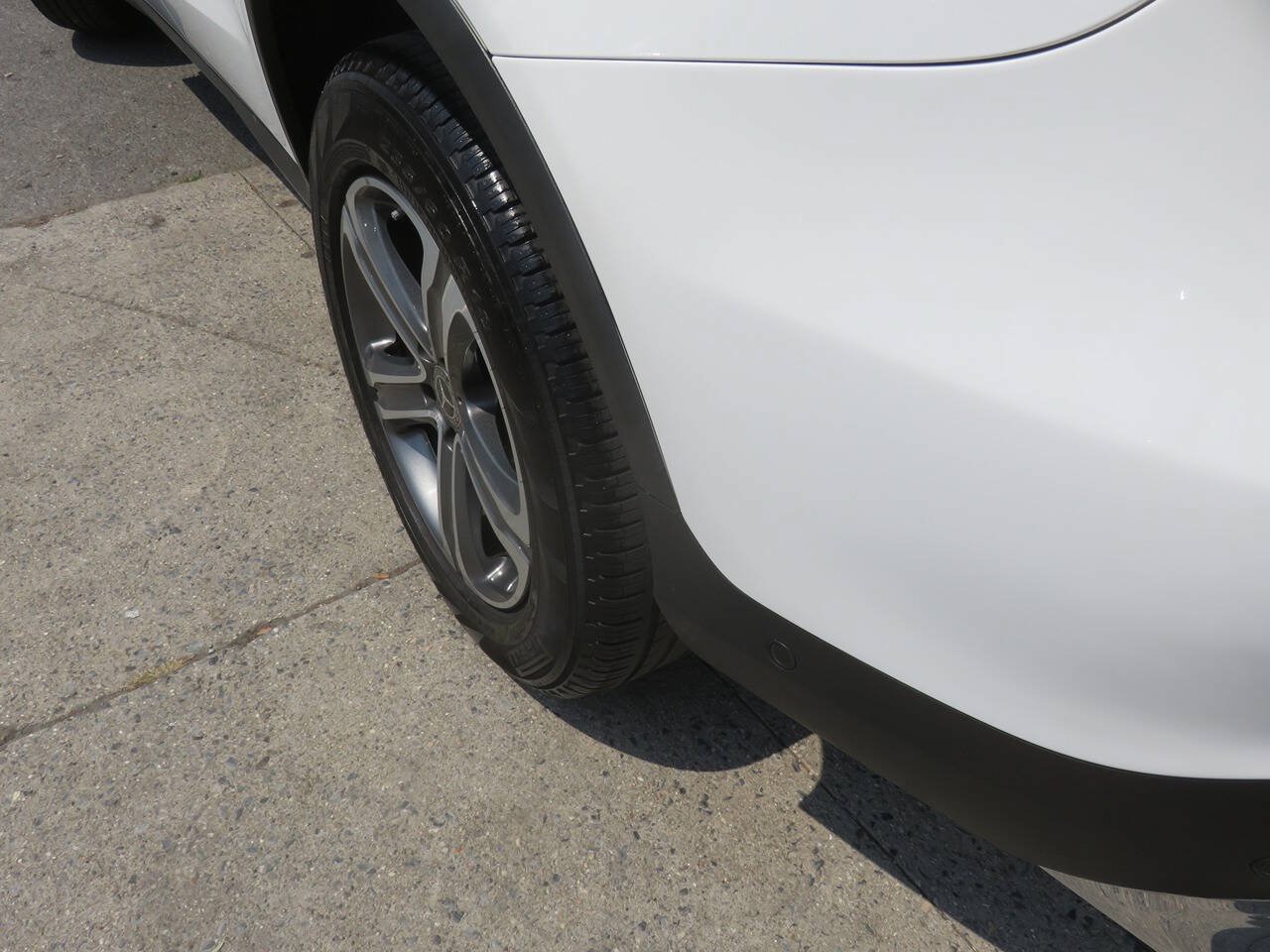 Used 2018 Mercedes-Benz GLC 300 4MATIC image 36